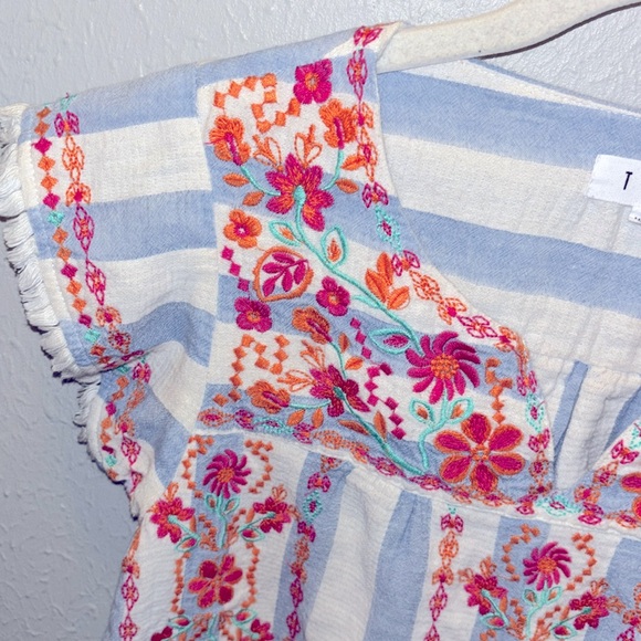 THML  Boho Embroidered Floral Top Blouse Blue Stripe Women’s Size XS - Picture 3 of 8